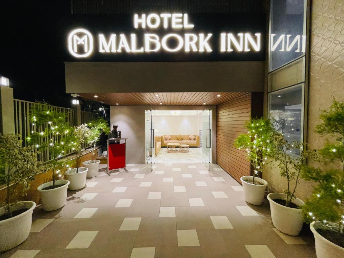 Hotel Malbork Inn @ Janakpuri Deli Exterior foto